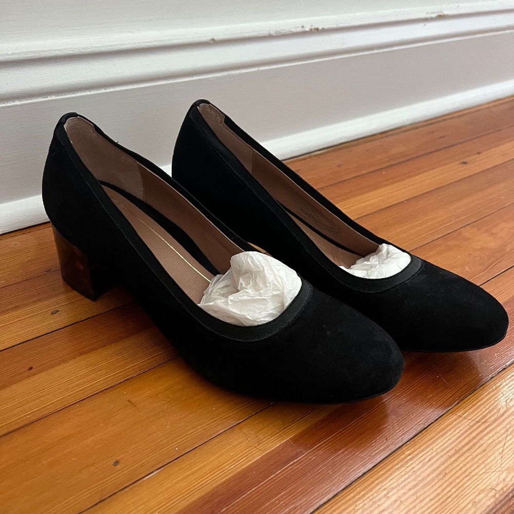 Vionic Classic Black Pumps with Block Heel